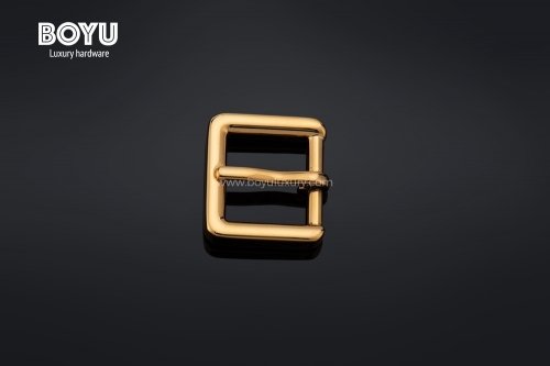 IP GOLD BUCKLE