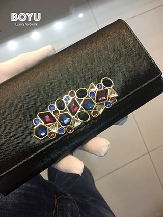 Premium Zinc Alloy Crystal-Studded Magnetic Bag Lock Clasps