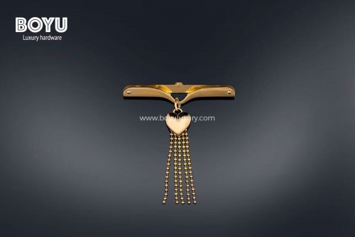 Heart-Shaped Tassel Hardware